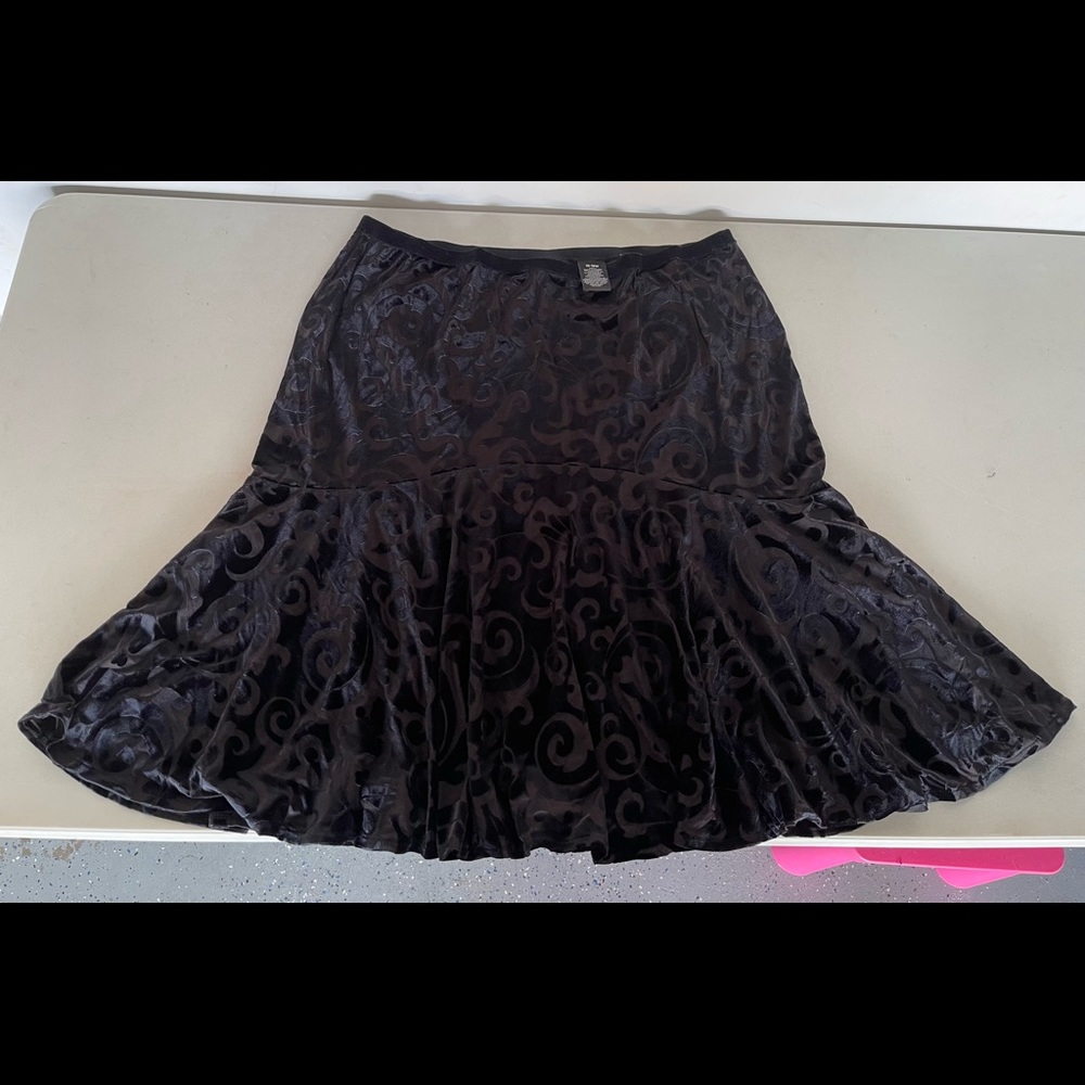 Women’s Apostrophe Black Skirt Size 16-18W